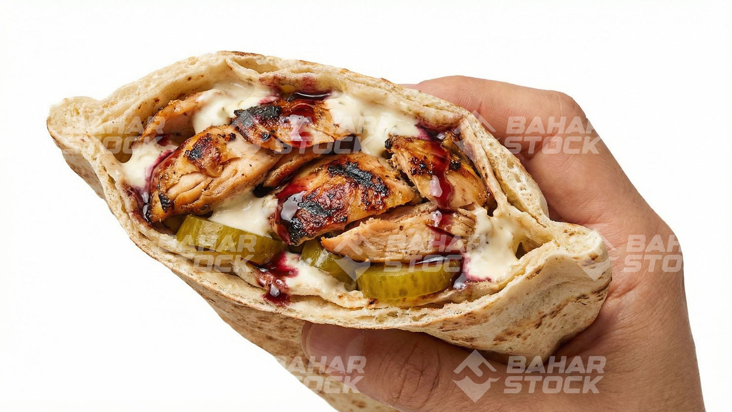 سندويشة شاورما بالخبز العربي